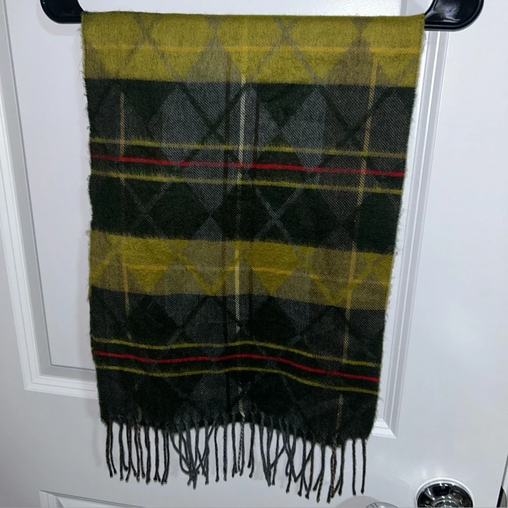 Geoffrey Beene Cashme 100% Acrylic Scarf Plaid 57’